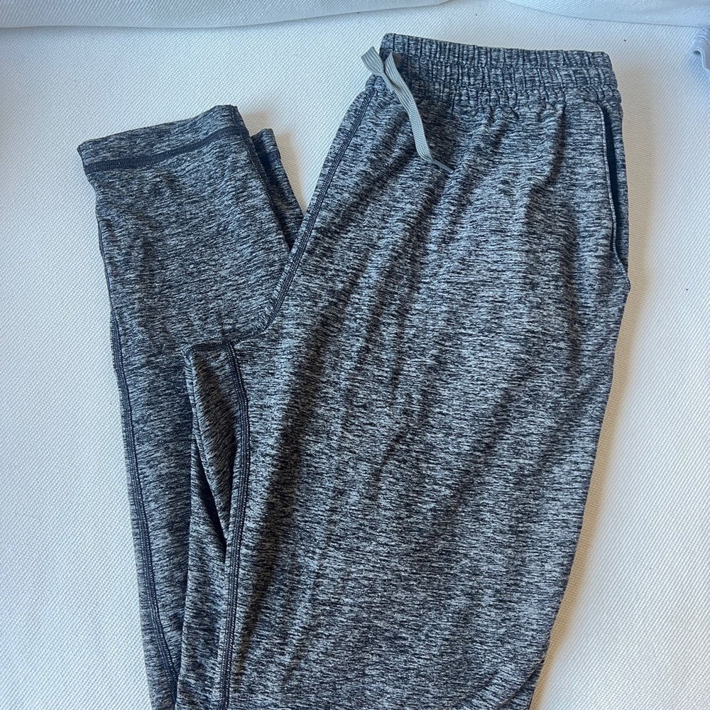 Gray Outdoor Voices CloudKnit Jogger Pants